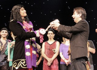 Jaime Camil dice adiós al musical Peter Pan