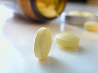 Una tableta de vitaminas reúne todo lo que nuestro organismo requiere para sentirse bien todo el día.