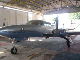 Elementos del Ejército Mexicano realizaron el lunes un operativo en un aeródromo ubicado en el municipio de Navolato, Sinaloa, en el que aseguraron seis aeronaves, armas y pequeñas dosis de droga. (El Universal)