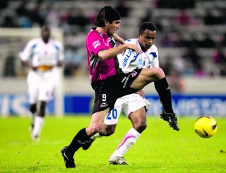Atlas consiguió sacar una buena ventaja de 2-0 ante el equipo boliviano La Paz, en partido de ida de la promoción para la Copa Libertadores. (Jam Media)