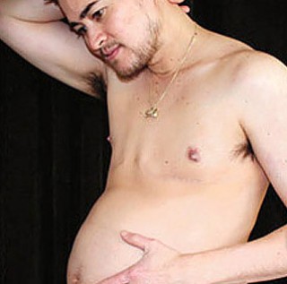 Beatie es un hombre que fue una vez una mujer, y que ahora se encuentra embarazado de cinco meses.