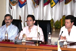 El titular de la Secretaría de Gobernación, Juan Camilo Mouriño, participó ayer en la 35 Reunión Ordinaria de la Conferencia Nacional de Gobernadores que se realizó en Álamos, Sonora. (El Universal)  
