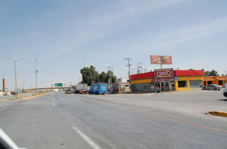Asalto. En el área donde se localiza el Centro Trailero de Matamoros, ayer unos ladrones se llevaron un camión cargado de cerveza. 