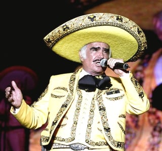 La Embajada de México ayudó de manera significativa para el ingreso a Bolivia del cantante, considerado el 'Rey' de la música mexicana, quien tiene bastante arrastre y peso entre los bolivianos. (Archivo)