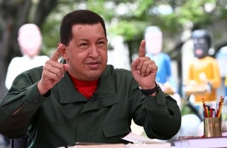 Denuncia. El presidente Hugo Chávez, habla durante su intervención en el programa de radio y televisión 'Aló Presidente'.  EFE