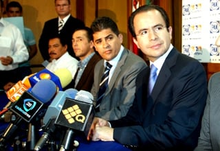 Propaganda. El líder nacional del PAN, César Nava, criticó el cambio de poderes en Chihuahua y señaló que se trata de 'un acto meramente propagandístico y artificial'.