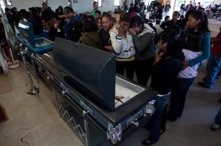 Tragedia. Trece jóvenes fueron asesinados a finales de octubre en una fiesta por un grupo armado, en Ciudad Juárez.  EFE