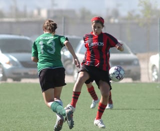 El equipo de futbol soccer femenil de la Universidad Iberoamericana de Torreón debutó con un triunfo de 3-0 sobre las Linces de la UVM Campus Torreón en la eliminatoria Zona Laguna de la categoría Mayor de la Conadeip. (Archivo.) 