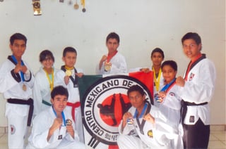 Una buena cosecha de medallas logró el equipo del Centro Mexicano de Tae Kwon Do durante su participación en el Segundo Torneo de la Amistad. Centro Mexicano destaca en torneo