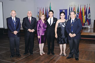 Entrega de reconocimientos del Club Rotario