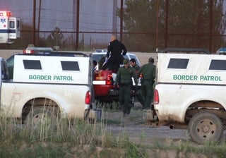 Miedo. Los connacionales piden ser devueltos a México por el estado de Sonora, pues aseguran que en Chihuahua, Coahuila y Tamaulipas los narcos tienen más poder que las autoridades.