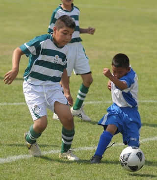 La Escuela de Futbol Santos Laguna tuvo buena actuación en la Copa Vallarta 2011.