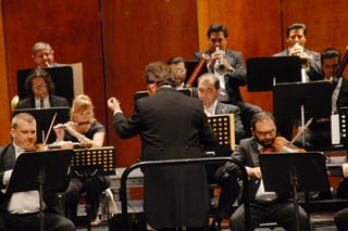 Gran arranque. Con un concierto en el que interpretarán el 'Concierto para violín' de Tchaikovsky,  y la 'Sinfonía' de Bizet, la Camerata de Coahuila iniciará este viernes en el Teatro Nazas su Temporada 2012.