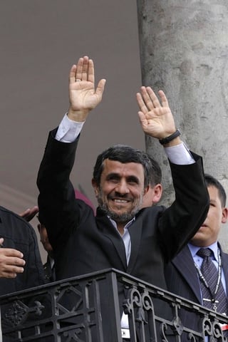 'Incluso Estados Unidos le ha arrebatado territorio a México', declaró Ahmadineyad en entrevista exclusiva con el periodista Carlos Loret de Mola, desde Quito, Ecuador. 
ARCHIVO