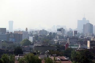 Comparaciones. En comparación con Estados Unidos y Canadá, México concentra el mayor porcentaje de sus emisiones hacia el aire, revela el documento En Balance elaborado por la Comisión de Cooperación Ambiental.