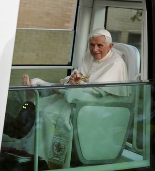 El Papa Benedicto XVI empezó su peregrinaje por la Latinoamérica que habla español en México, con la promesa de que durante su estancia pedirá y rezará por el pueblo.