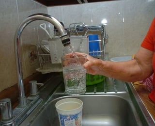 Agua sucia. La mala calidad del agua se registra en muchos municipios.