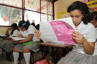 Los resultados se harán públicos a principios de septiembre, refiere la SEP; destaca que en Oaxaca se aplicó la prueba al 100% de los cursos comunitarios del CONAFE, administrados por la Secretaría.