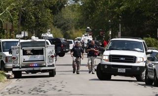 En Texas. Oficiales de policía investigan  la escena del crimen de un tiroteo cerca de la Universidad Texas A&M, en la localidad de College Station.