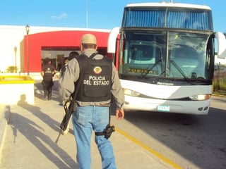Ayer se informó que otros 39 policías de Acuña fueron trasladados a la capital del Estado para ser sometidos a pruebas de confianza, detector de mentiras y exámenes toxicológicos.
