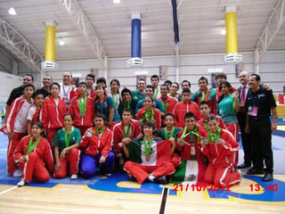 Integrados en el equipo mexicano, varios laguneros obtuvieron destacados triunfos en el Campeonato Panamericano de Wu Shu, efectuado en la Sultana del Norte Triunfan laguneros en el Panamericano de Wu Shu