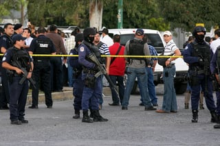 Crimen. El subdelegado estatal de la PGR, Jesús Bautista, murió de varios impactos de bala en un enfrentamiento, entre las avenidas Juan Torres Landa y Hermanos Aldama en León,Guanajuato.