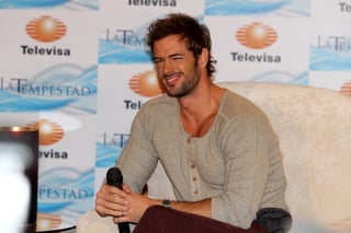 El actor William Levy dejó de lado su participación en el montaje “Chicago”, para protagonizar en México la telenovela “La tempestad”.