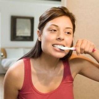 Cepillado. Los especialistas en salud bucal señalan brote de periodontitis.