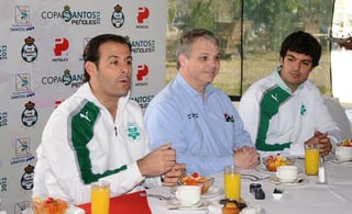 La tercera edición de la Copa Santos Peñoles fue presentada ayer de manera oficial, se celebrará del primero al seis de mayo de 2013 en las instalaciones del Territorio Santos Modelo. (Fotografía de Jesús Galindo López)
