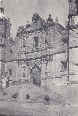 “Iglesia de la Compañía en Zacatecas”. (Decorme… La Obra…)