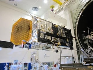 Alphasat es el primer modelo de vuelo de la plataforma europea de altas prestaciones Alphabus, desarrollada conjuntamente por Astrium y Thales Alenia con el apoyo de la ESA y de la Agencia espacial francesa. ESPECIAL