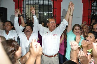 Ganó. El alcalde electo Raúl Onofre tiene la confianza de más de 23 mil electores de un padrón de 78 mil. Su período como presidente municipal inicia en enero de 2014 y debe concluir en diciembre de 2017.