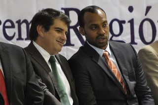 Apertura. Mohamed Aldhaheri, cónsul de los Emiratos Árabes Unidos estuvo en Gómez Palacio. 