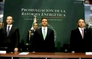 El evento se realiza en Palacio Nacional, presidido por el presidente Enrique Peña Nieto.
