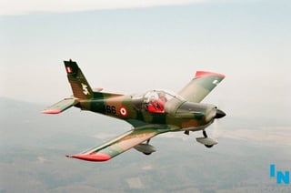 Prácticas. El biplaza Z 242 L es una aeronave para entrenamiento y acrobacia que se utiliza para la capacitación en las escuelas aéreas.