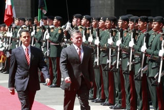 Enrique Peña Nieto dio la bienvenida al rey Hachemita de Jordania, Abdullah II. (Notimex) 