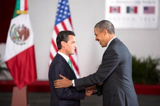 El presidente Enrique Peña Nieto recibió hoy a Barack Obama en el Palacio de Gobierno del Estado de México. (El Universal) 