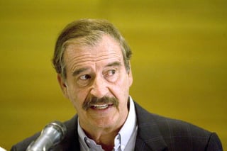 Vicente Fox dijo que es preferible no realizar este tipo de congresos ya que, además de que no se tocan temas como el de la migración, se 'ahorra mucha lana'. (Archivo) 