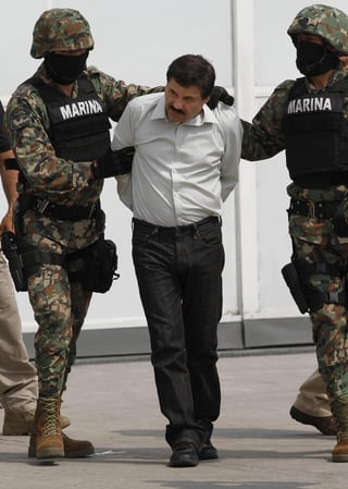 Integrantes del gabinete del presidente Enrique Peña Nieto destacaron la detención este sábado del narcotraficante Joaquín Guzmán Loera, alias “El Chapo”. (AP)