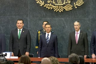 Peña Nieto reconoció la disminución de quejas en materia de violaciones a los derechos humanos, sobre todo por el nuevo enfoque de seguridad que se centra en proteger la vida de los ciudadanos. (Notimex) 