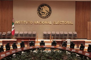 Los consejeros electorales previeron que si hay cambios en la ley podrían incrementarse el número de comisiones, o concretarse fusiones. (ARCHIVO)