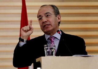 Conferencia. El expresidente Felipe Calderón habla  durante el 'Foro Alianza del Pacífico: Diálogo y Crecimiento para la Región'.
