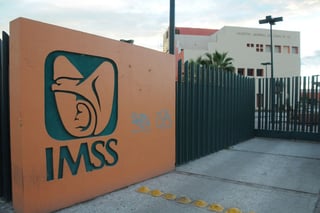 Lesionada. A la Clínica 51 del IMSS de Gómez Palacio, ingresó una mujer atropellada.