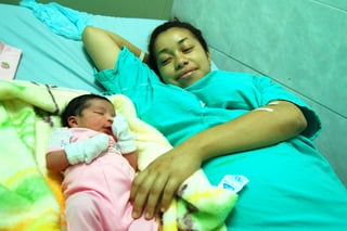 Felices. Lucely y su pequeña Fares aún se encuentran internadas en el Hospital.