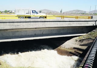 Presa. La Comisión Nacional del Agua (Conagua) aseguró que se revisarán las concesiones de agua en todo el país.