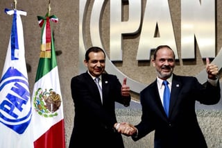 En debate por dirigencia del PAN, Gustavo Madero y Ernesto Cordero cruzaron acusaciones sobre apoyos para favorecer al PRI y a Peña Nieto. (El Universal)
