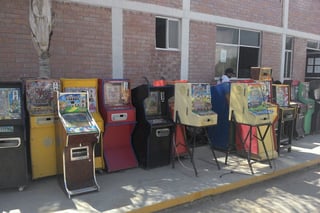 Máquinas. En diferentes negocios  de la ciudad se ubicaron varias máquinas 'tragamonedas', mismas que fueron confiscadas.