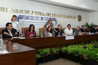 Sistema. El gobernador Graco Ramírez en el anuncio del Tribunal para el Tratamiento de Adicciones. 