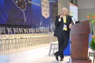 Conferencia. El doctor Enrique de Alba Guerra, vicepresidente de la Junta de Gobierno Inegi en la ULSA.