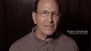 El video, difundido en YouTube, inicia con la leyenda 'En México... Los ciudadanos #TodosSomosAutodefensas' y cuenta con la participación de personalidades reconocidas como el sacerdote Alejandro Solalinde. (YOUTUBE)